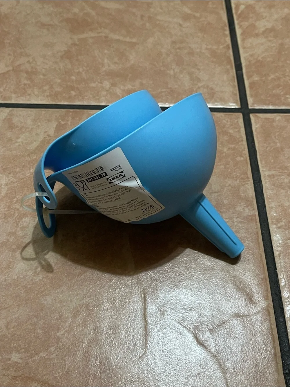 Send offer to me Blue Silicone Funnel Set - 2-Pack